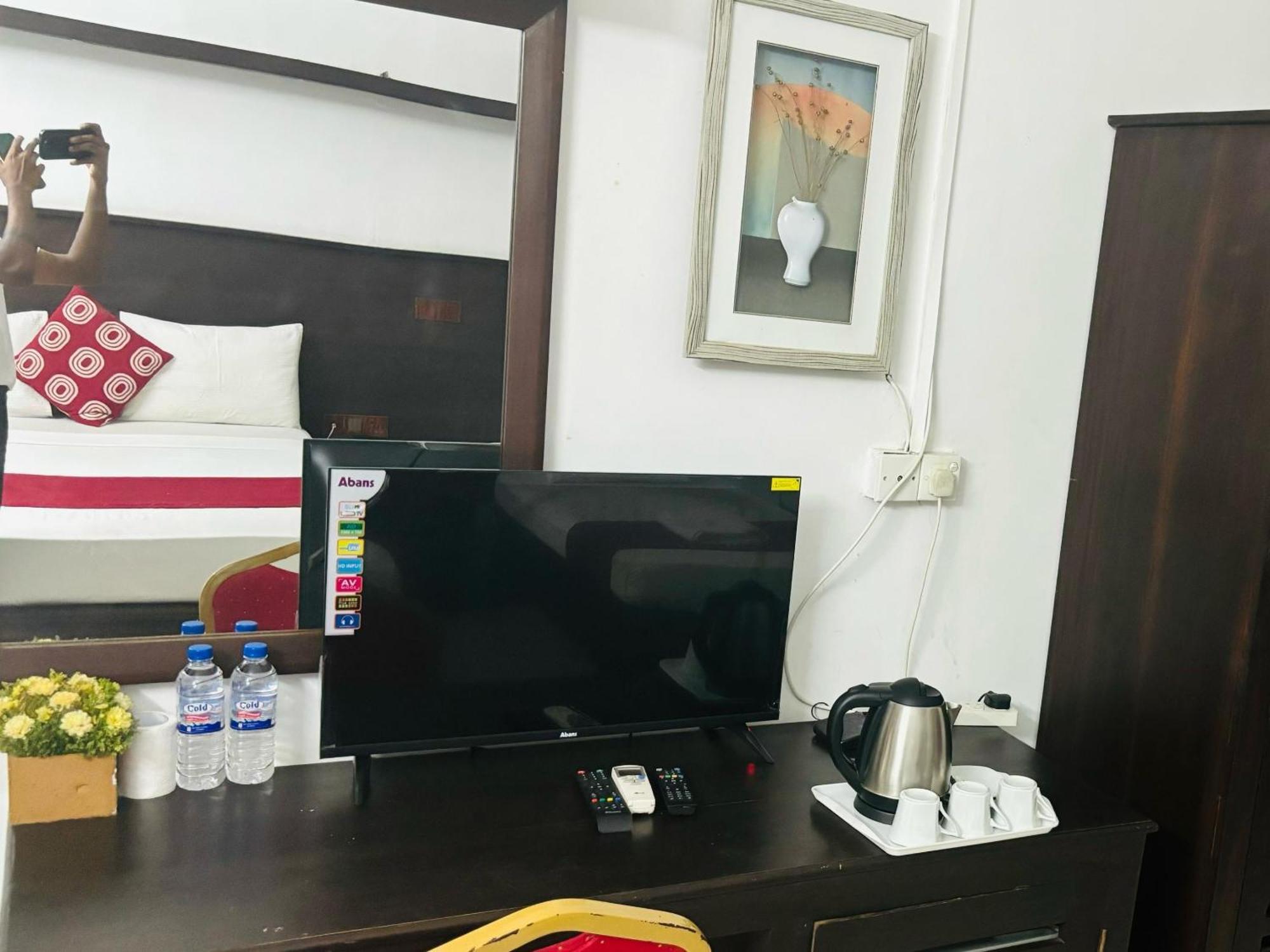 Hotel Nelly Vavuniya ห้อง รูปภาพ