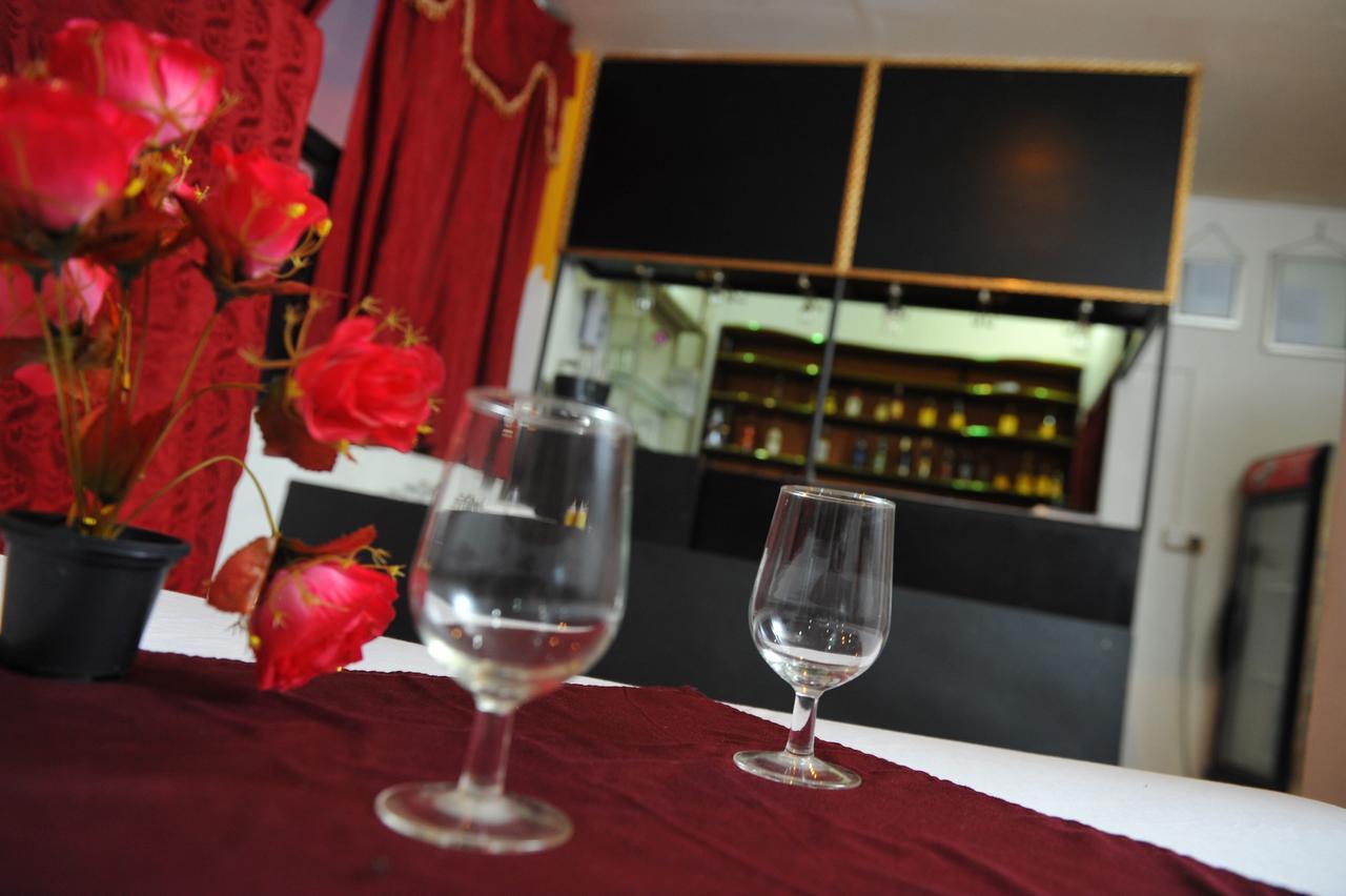 Hotel Nelly Vavuniya ภายนอก รูปภาพ